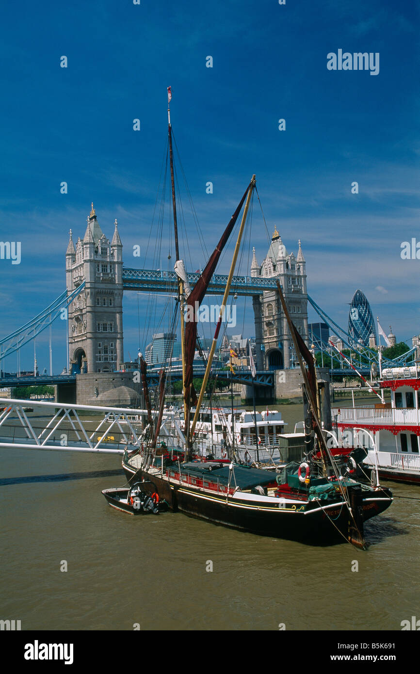 Gran Bretagna - Londra - La Città - Il Tower Bridge Foto Stock