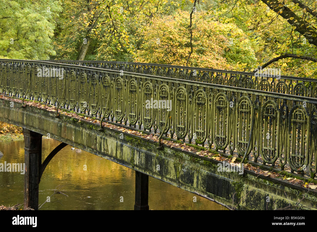 Piede di ferro ponte sul fiume Kelvin Glasgow Foto Stock