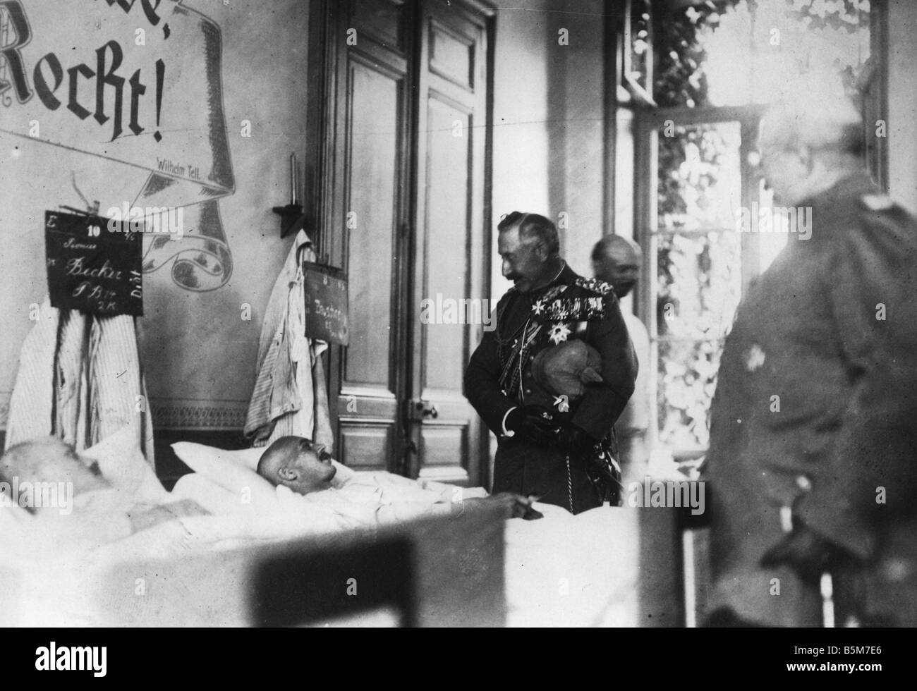 1 W46 F1916 20 e Wilhelm II ospedale da campo 1916 Wilhelm II Kaiser tedesco 1888 1918 1859 1941 durante la Prima Guerra Mondiale la Kais Foto Stock