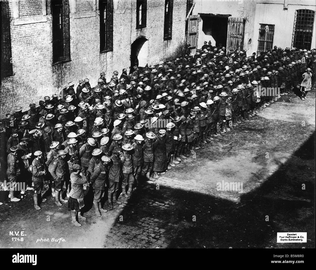 2 g55 K1 1915 19 e la prima guerra mondiale inglese dei prigionieri di guerra Foto Storia Prima Guerra Mondiale 1914 18 prigionieri di guerra Inglese di prigionieri di guerra capt Foto Stock