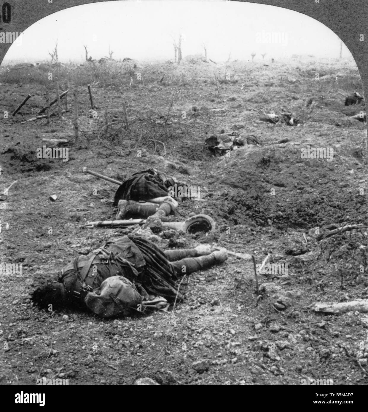 2 G55 W1 1917 20 WWI Scottish soldati uccisi in azione la storia della prima guerra mondiale fronte occidentale di soldati di un reggimento scozzese ucciso in acti Foto Stock