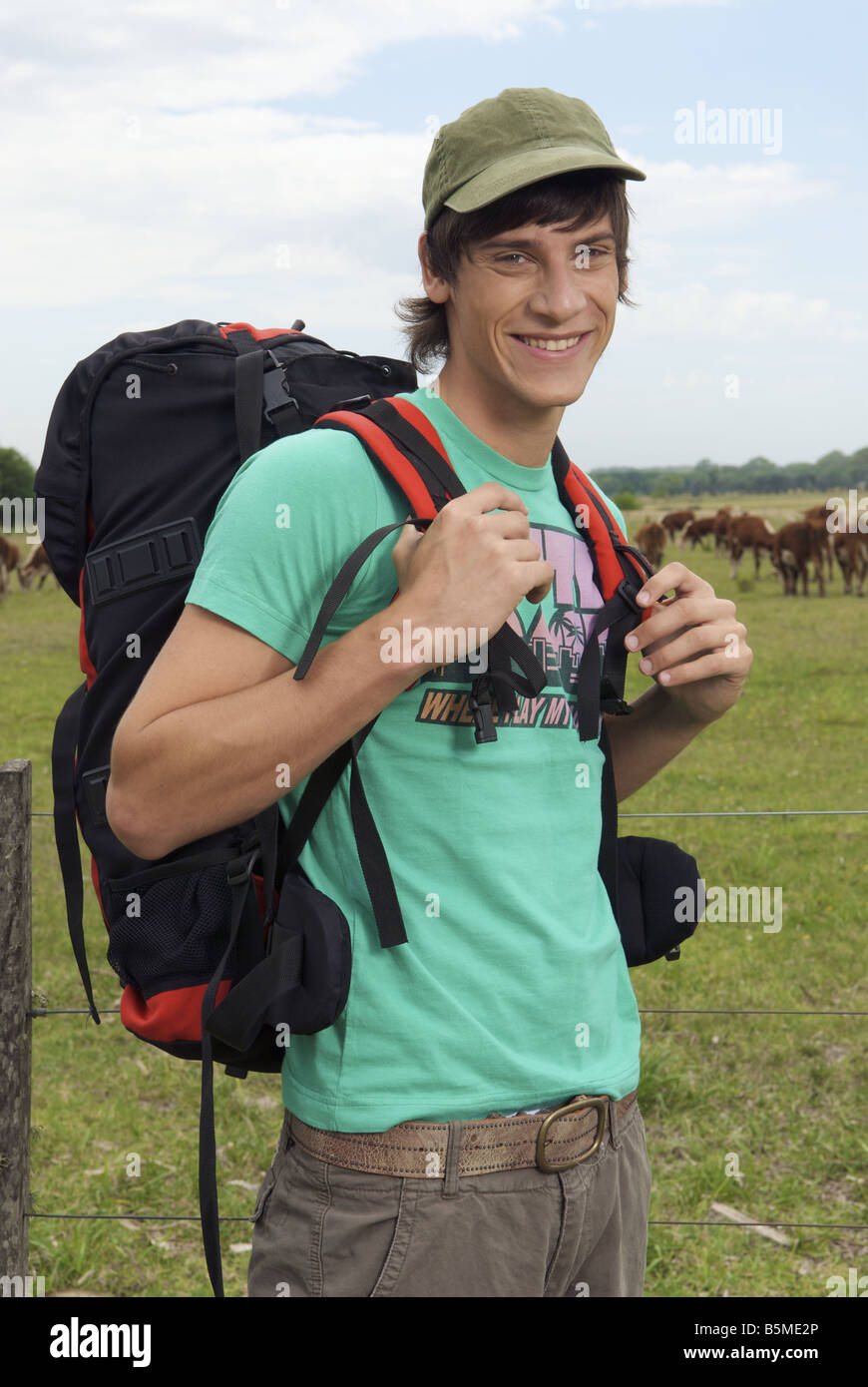 Un maschio backpacker Foto Stock