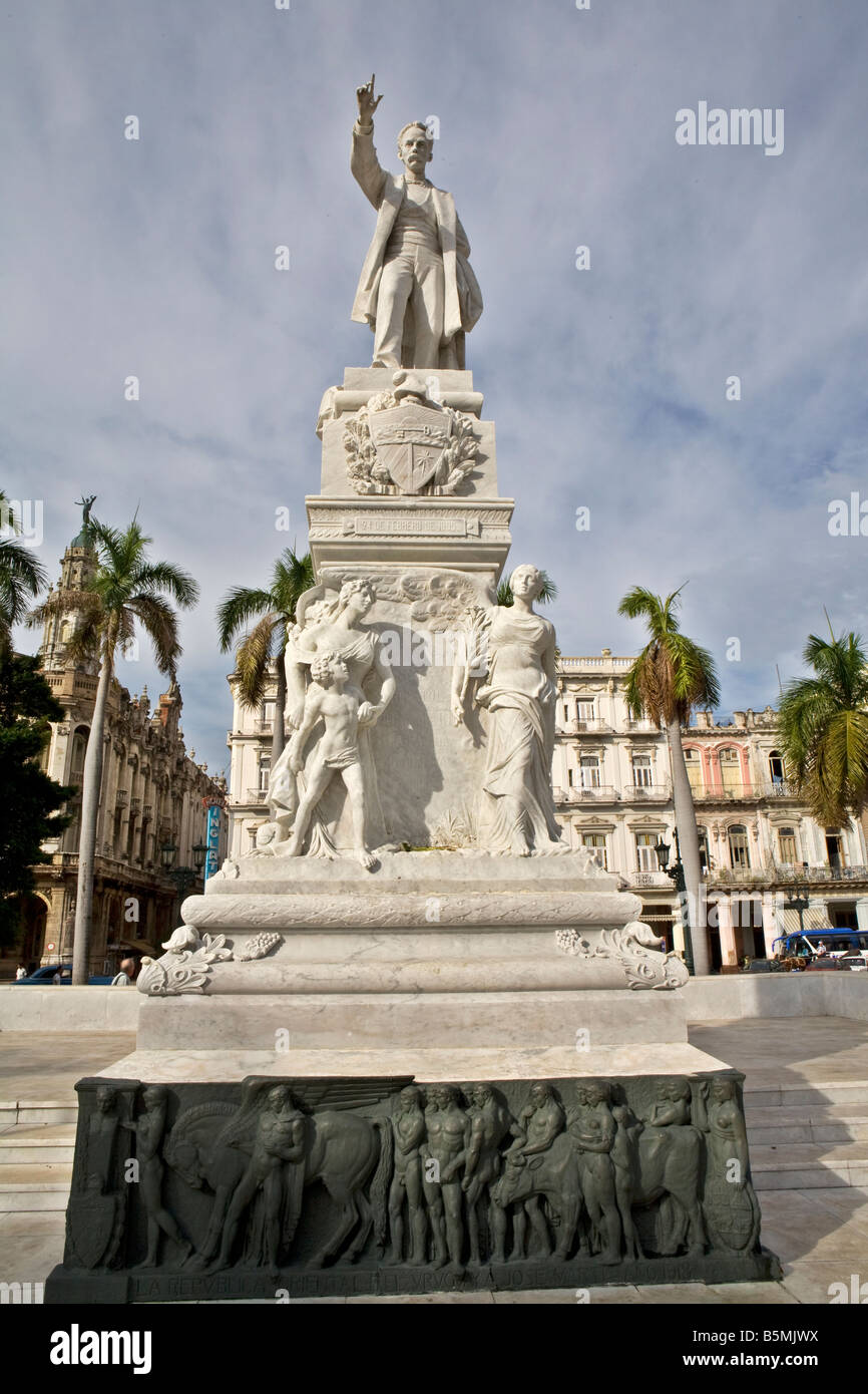 Il Parque Central con la statua di San Marti Havana Cuba Foto Stock