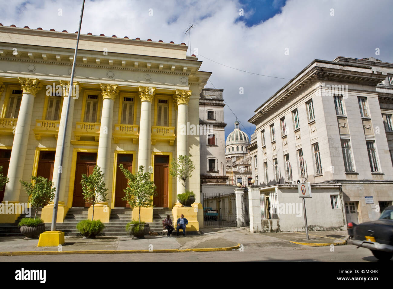 Casa de Condivisione e Capitolio Havana Cuba Foto Stock