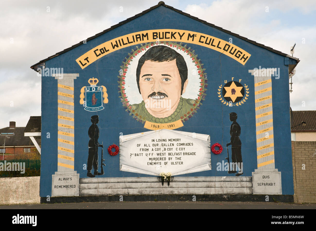 Lealisti/unionista, murale 'Lt Col William Bucky McCullough' Foto Stock