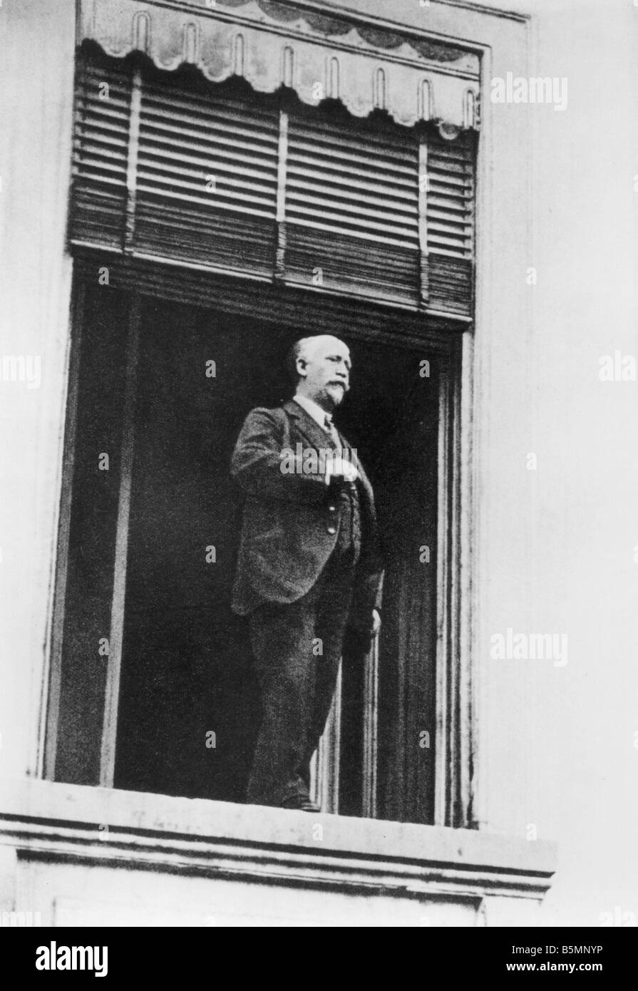 8 1918 11 9 A1 22 e Rivoluzione 1918 19 Scheidemann s discorso rivoluzione Novembre 1918 Friedrich Ebert diventa cancelliere del Reich af Foto Stock