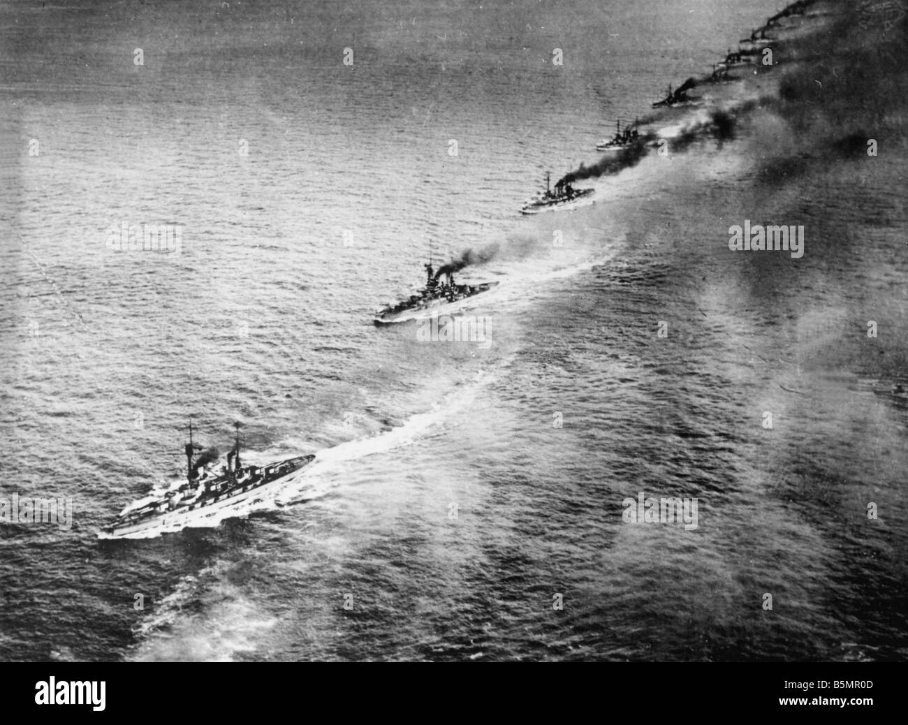 9 1916 5 31 A1 18 e la battaglia dello Jutland 1916 British F eet Guerra Mondiale uno 1914 18 battaglia dello Jutland Skagerrak 31 5 1 6 1916 tedesco Foto Stock