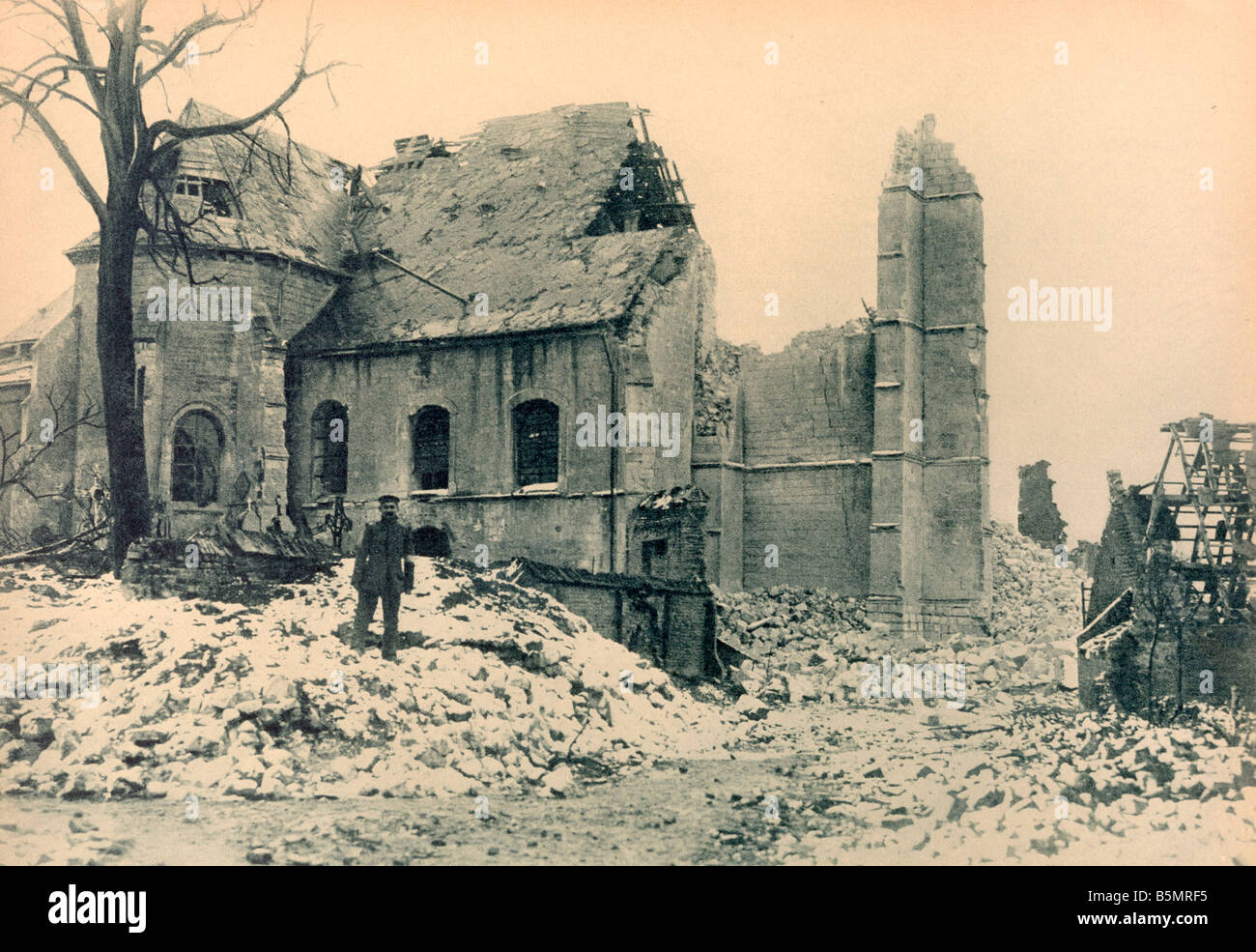 9 1917 11 20 A2 29 e WW1 Battaglia di Cambrai distruzione Guerra Mondiale 1 1914 18 Francia Battaglia di Cambrai XX 29 11 1917 offensivo Foto Stock