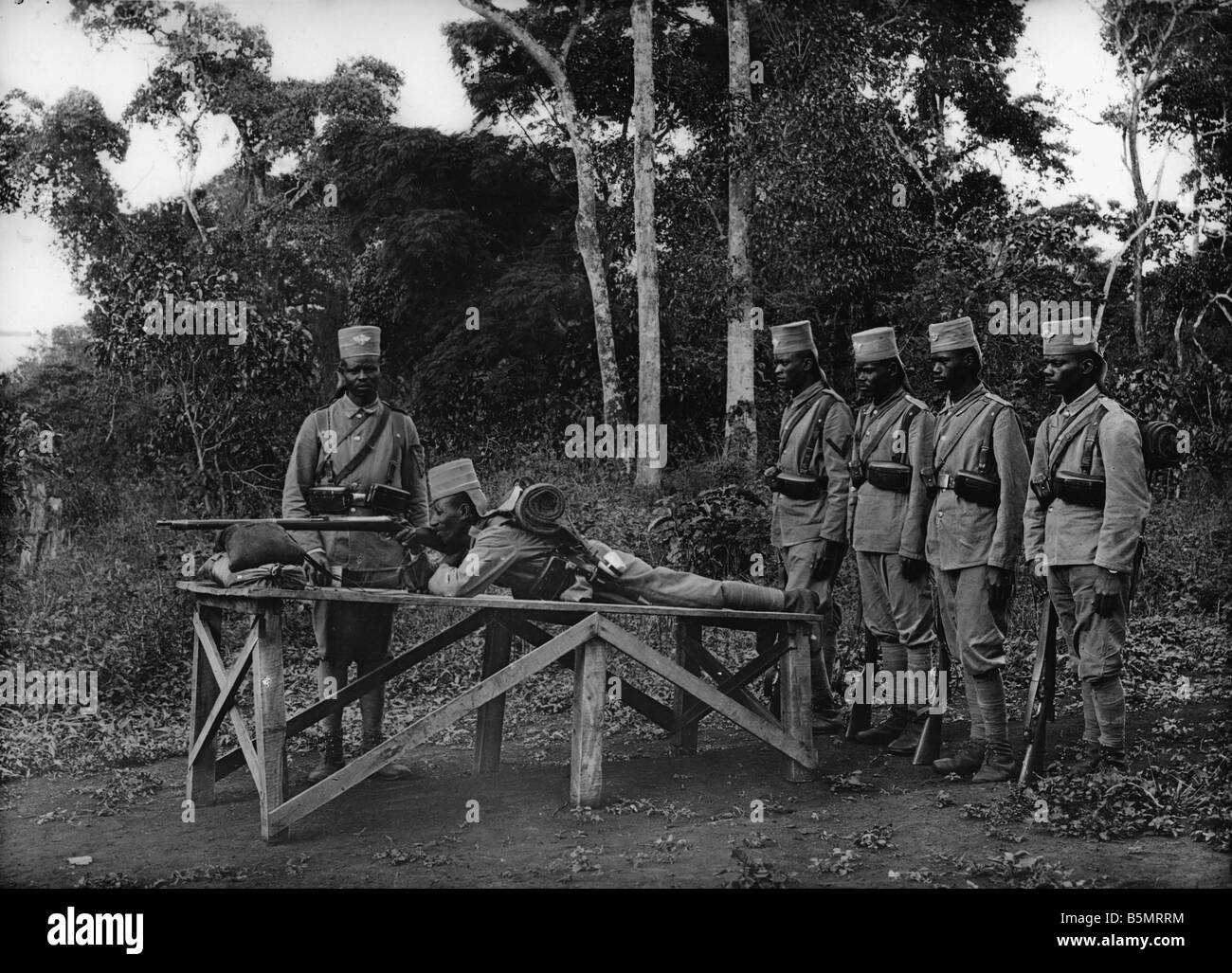 Pratica Askaris foto riprese la Prima Guerra Mondiale la guerra nelle colonie tedesco East Africa oggi Tanzania Askaris foto Foto Stock