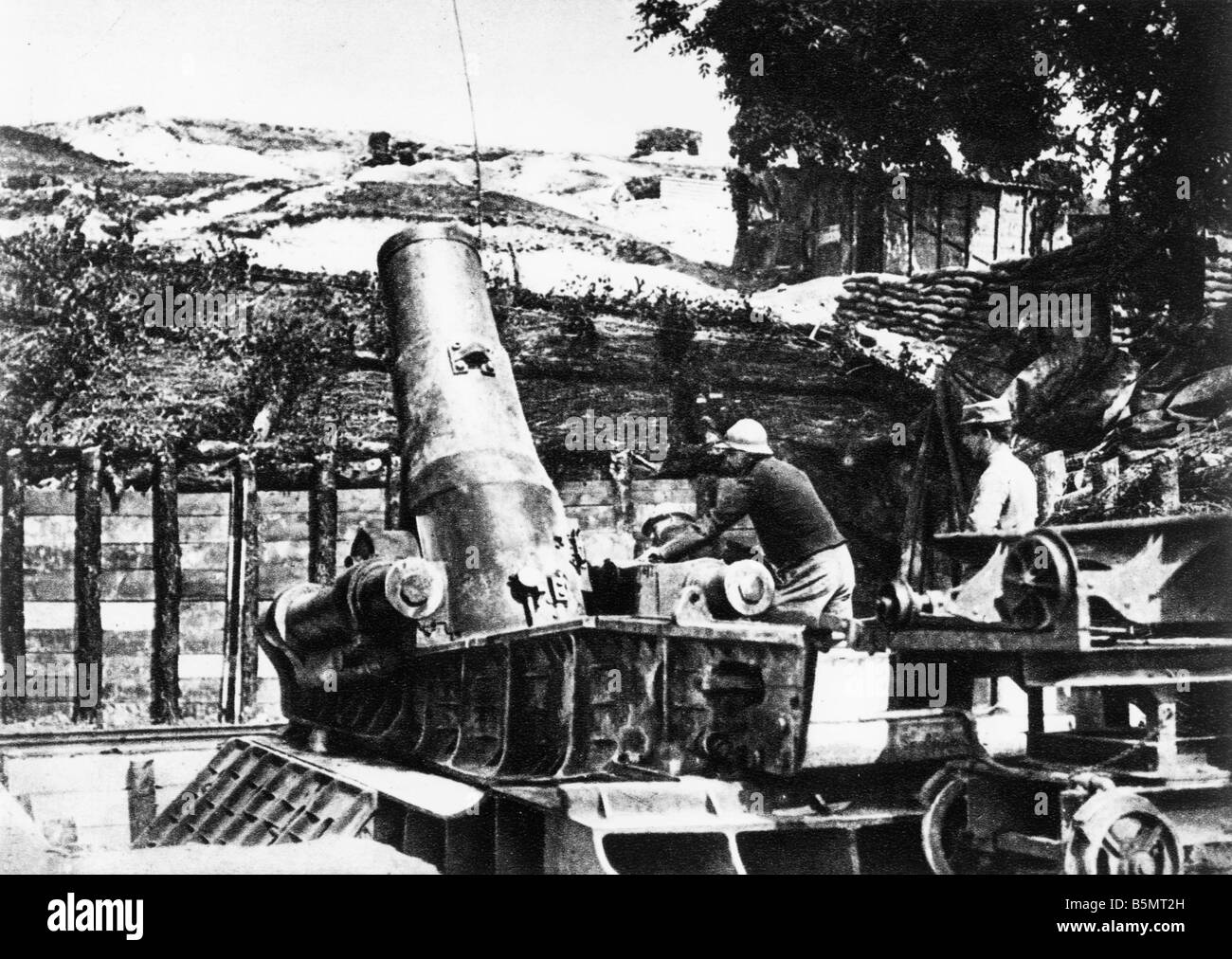 9FK 1916 6 22 A1 e cannone francese Somme 1916 I Guerra Mondiale Francia La Battaglia delle Somme 23 Giugno al 26 novembre 1916 un francese di 37cm Foto Stock