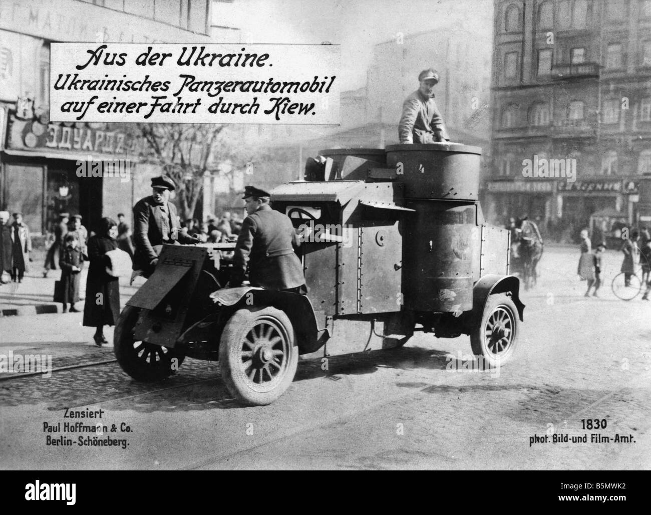 9RD 1917 0 0 A2 e Serbatoio in Kiev c 1917 Grande guerra 1914 18 Serbatoio ucraina di Kiev fotografia c 1917 Foto Stock
