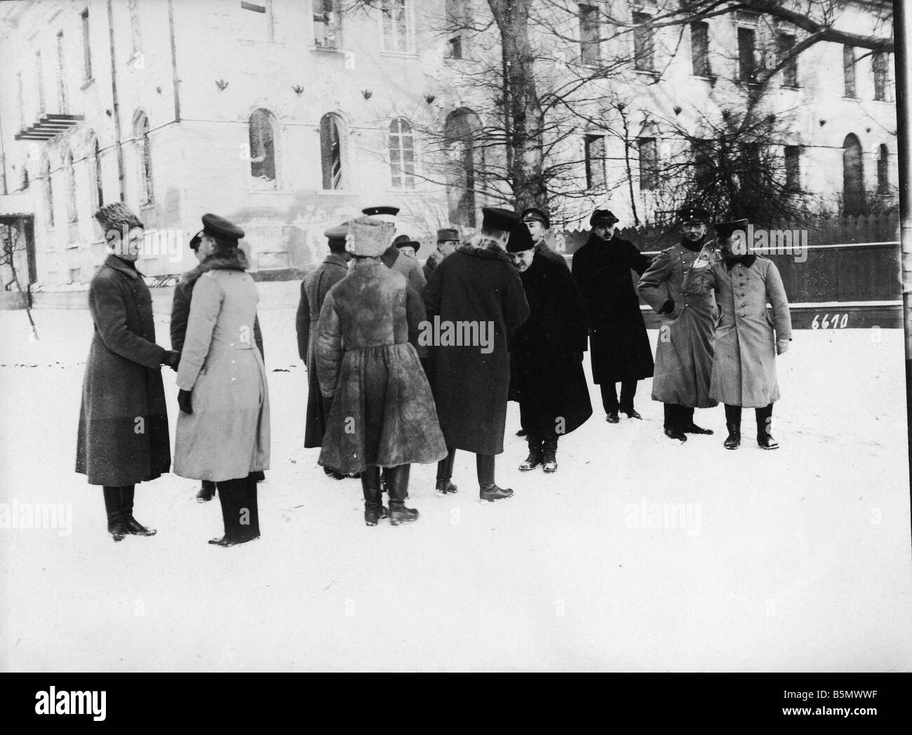 9RD 1918 2 9 A1 1 delegazione ucraina una Ger ufficiali Guerra Mondiale 1 1914 18 negoziato di pace a Brest Litowsk e pace separata Foto Stock