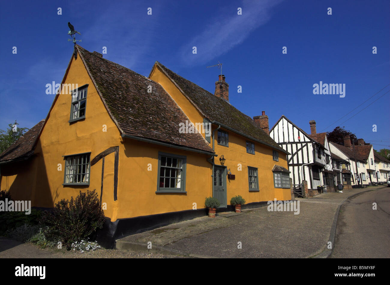 Case molto antiche nella Storica Suffolk villaggio di Kersey Foto Stock