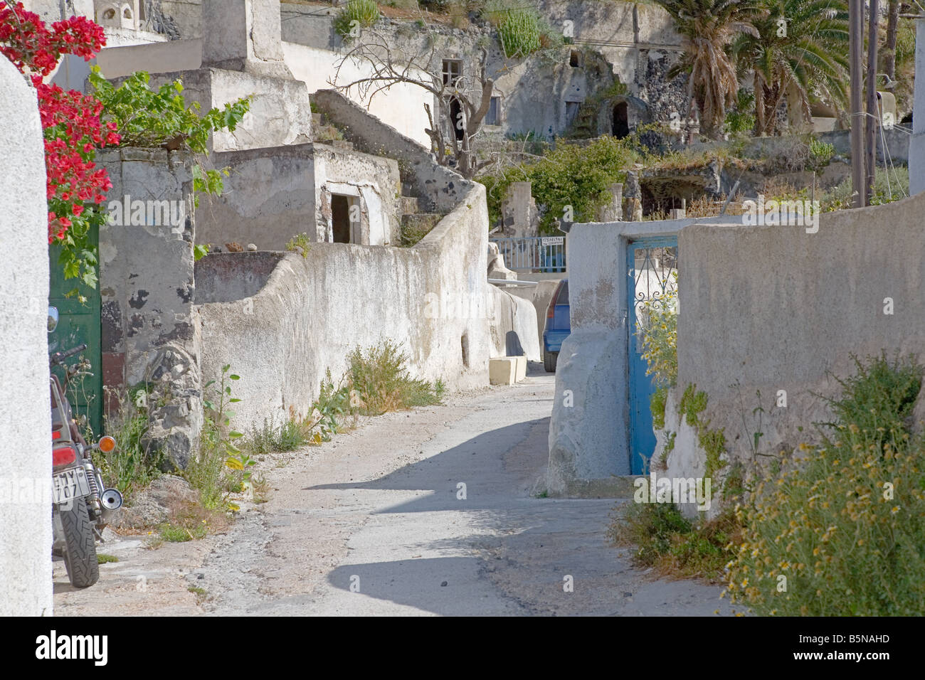 Street nel villaggio di Imerovigli, Santorini Foto Stock