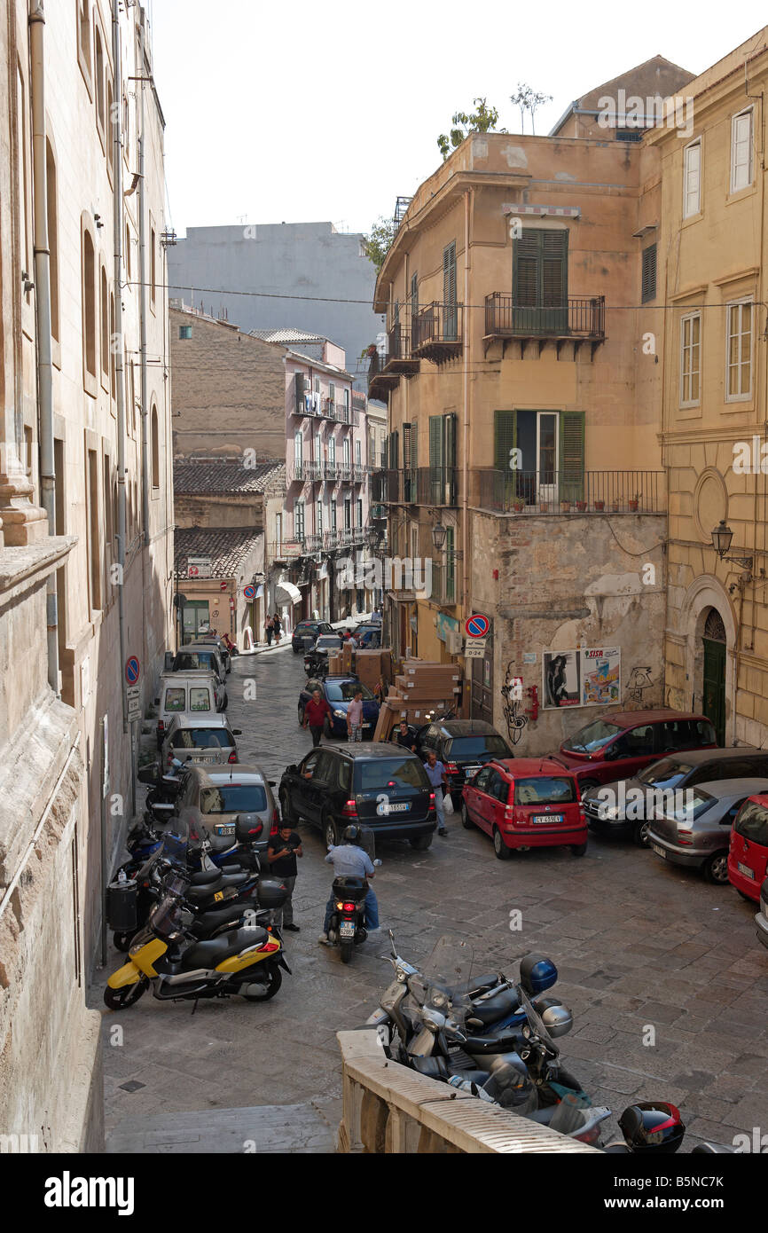 Palermo Street scene, Sicilia Foto Stock