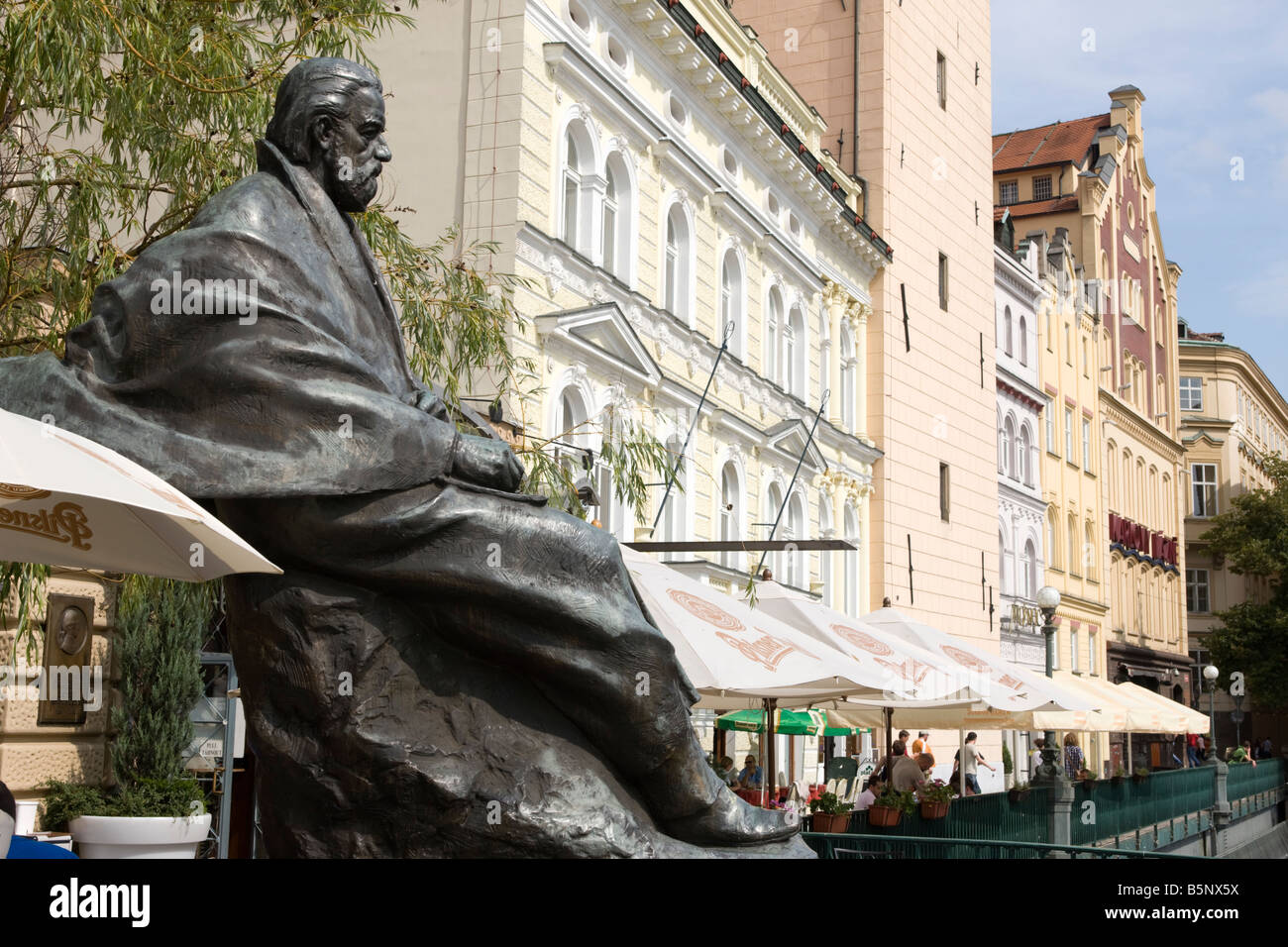 Statua Bedrich Smetana Museum CITTÀ VECCHIA Staré Mesto Praga REPUBBLICA CECA Foto Stock