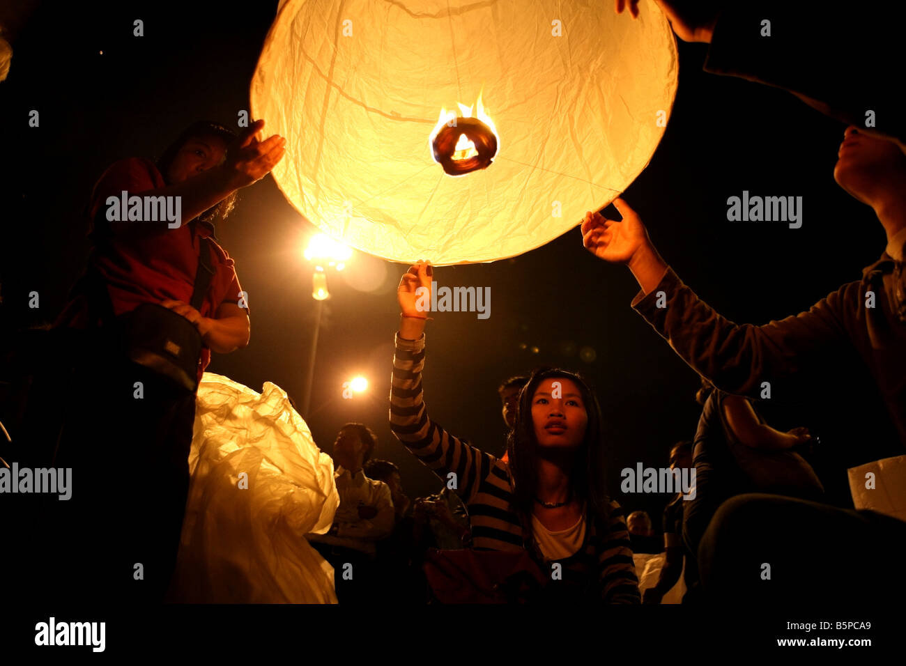 Loi kratong Vacanza Chiang Mai Thailandia Foto Stock