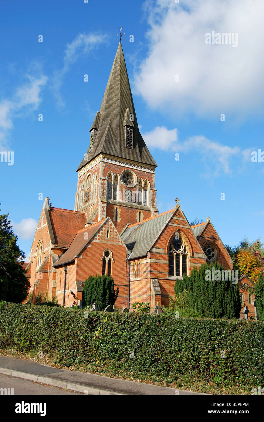 Chiesa della Santa Trinità, Church Road, Sunningdale, Berkshire, Inghilterra, Regno Unito Foto Stock