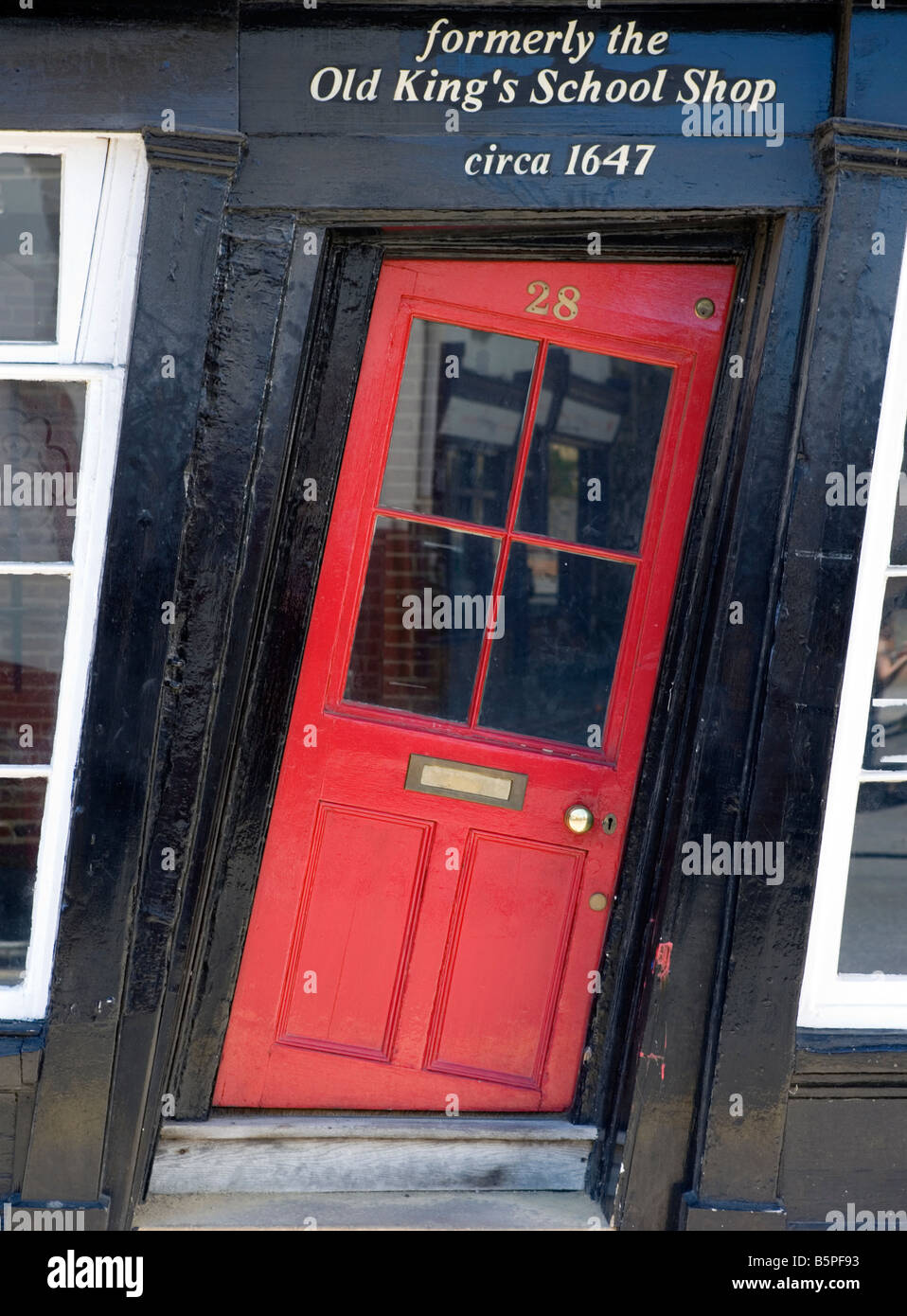 Kings gallery shop con crooked porta in Canterbury Kent, Regno Unito Foto Stock