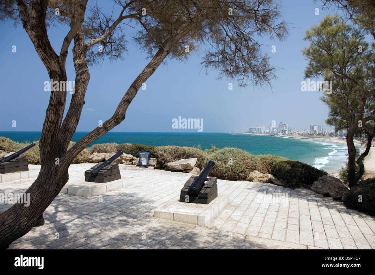 Si affacciano sul lungomare Vecchia Jaffa TEL AVIV ISRAELE Foto Stock