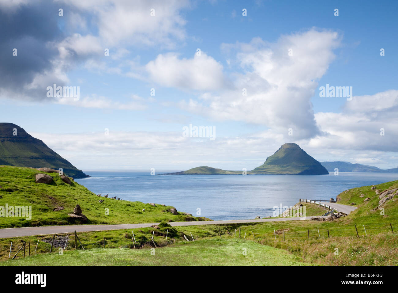Isola di Koltur da Streymoy isola, isole Faerøer Foto Stock