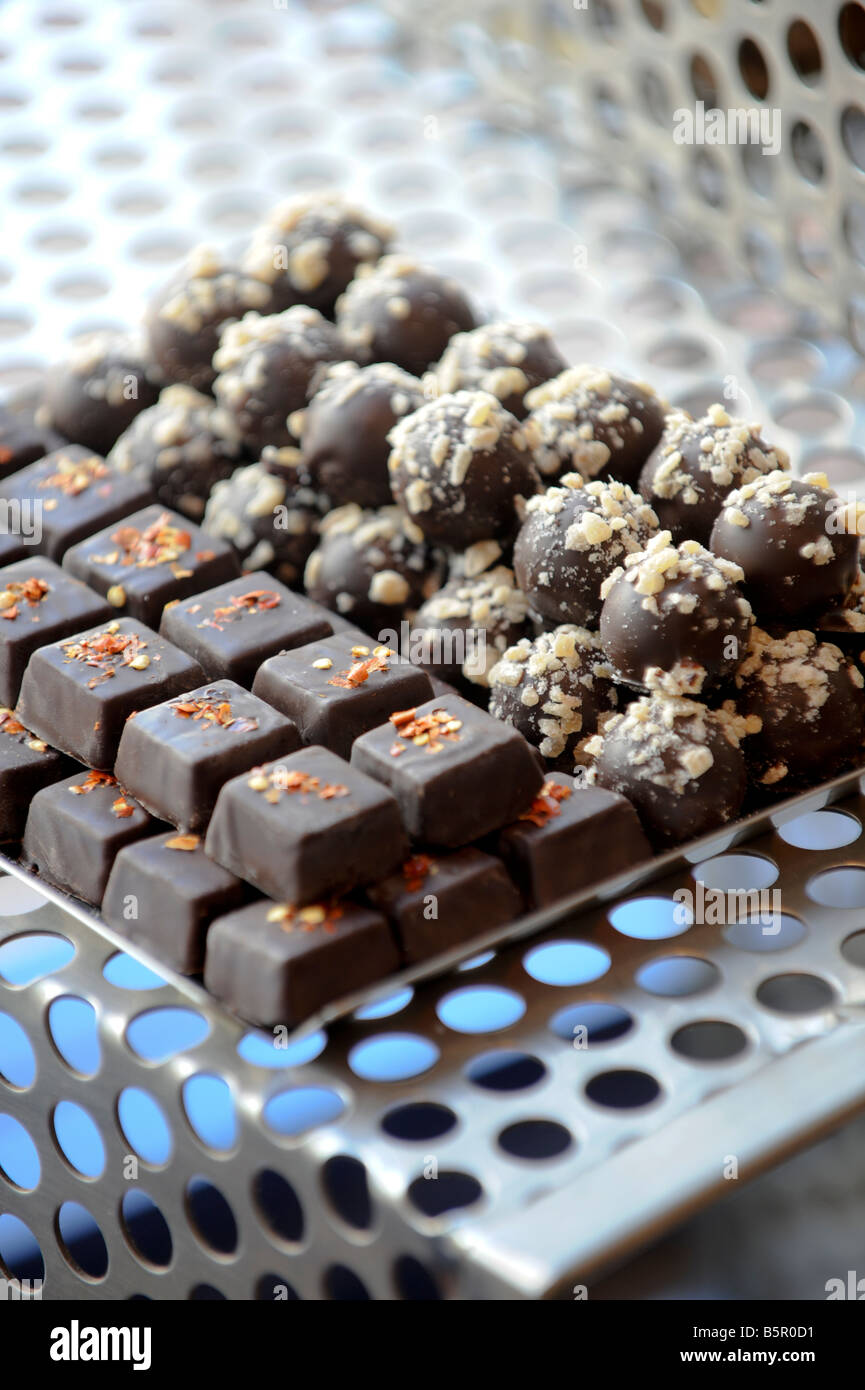 Cioccolatini belgi in vendita a Montezuma vetrina. Foto Stock