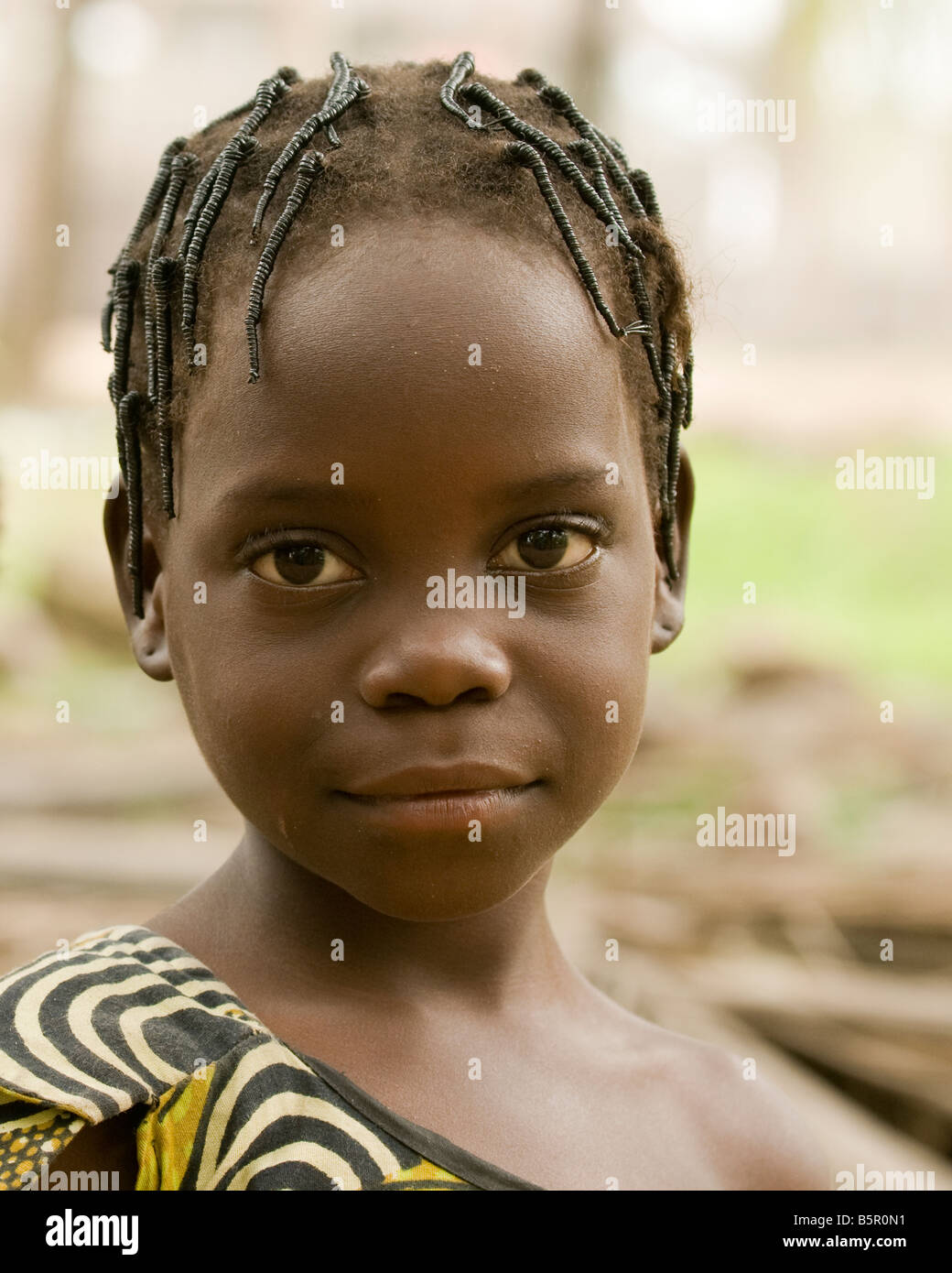 Ragazza nigeriana - da un villaggio vicino a Lagos Foto Stock