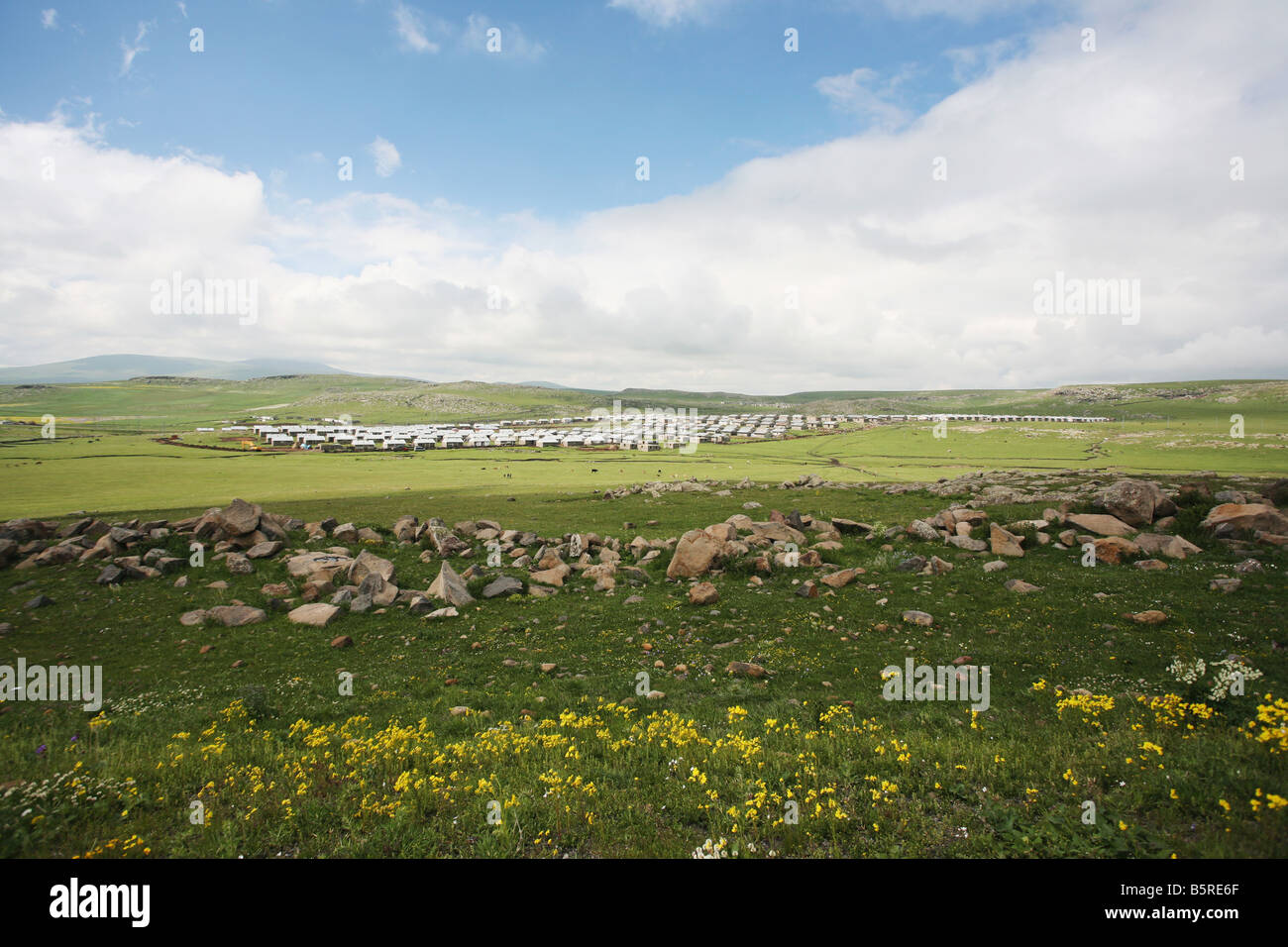 Moderno villaggio nell est della Turchia nei pressi di Ardahan Foto Stock