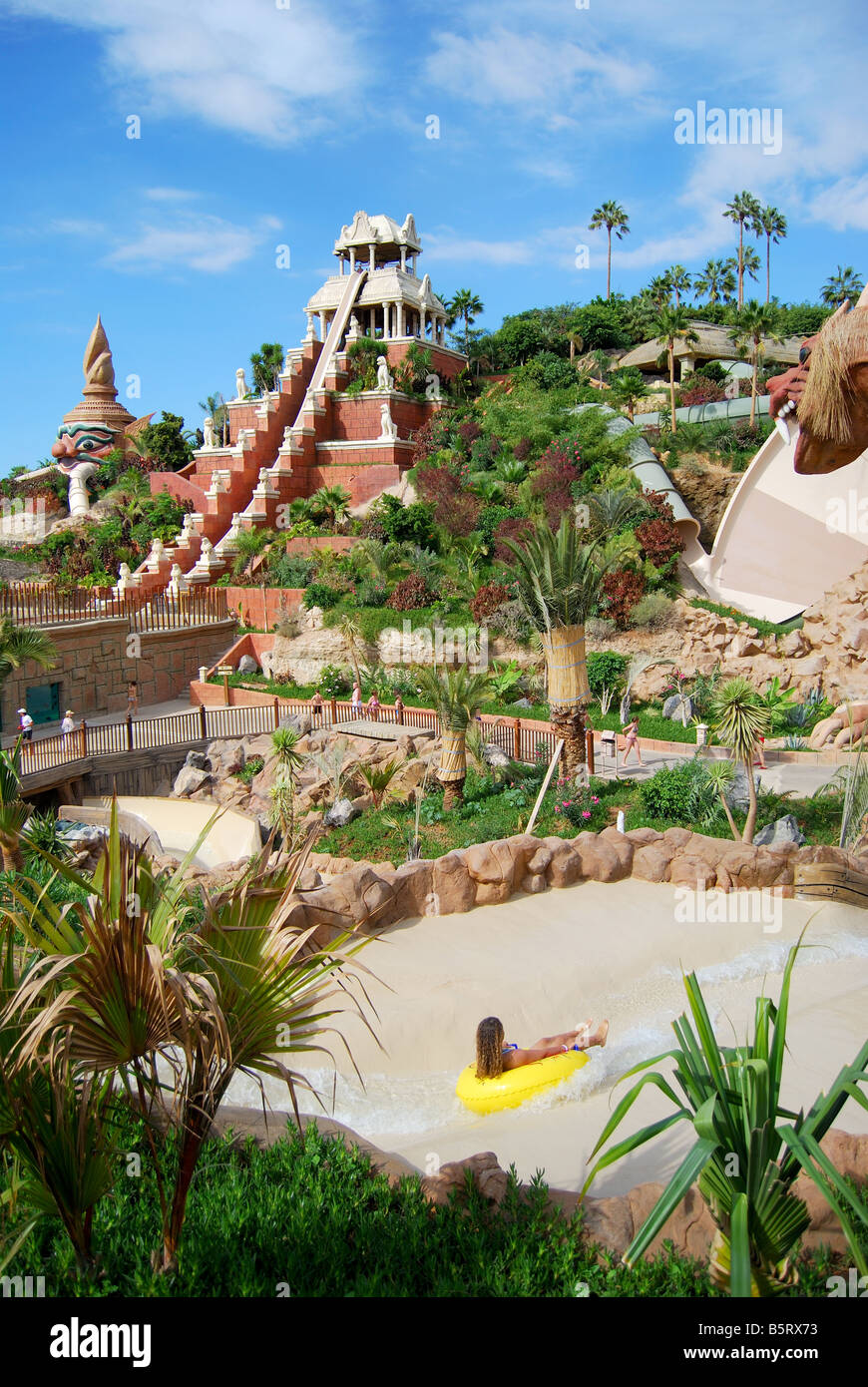 Torre della corsa di alimentazione, Siam Park Water Kingdom Theme Park, Costa Adeje, Tenerife, Isole Canarie, Spagna Foto Stock