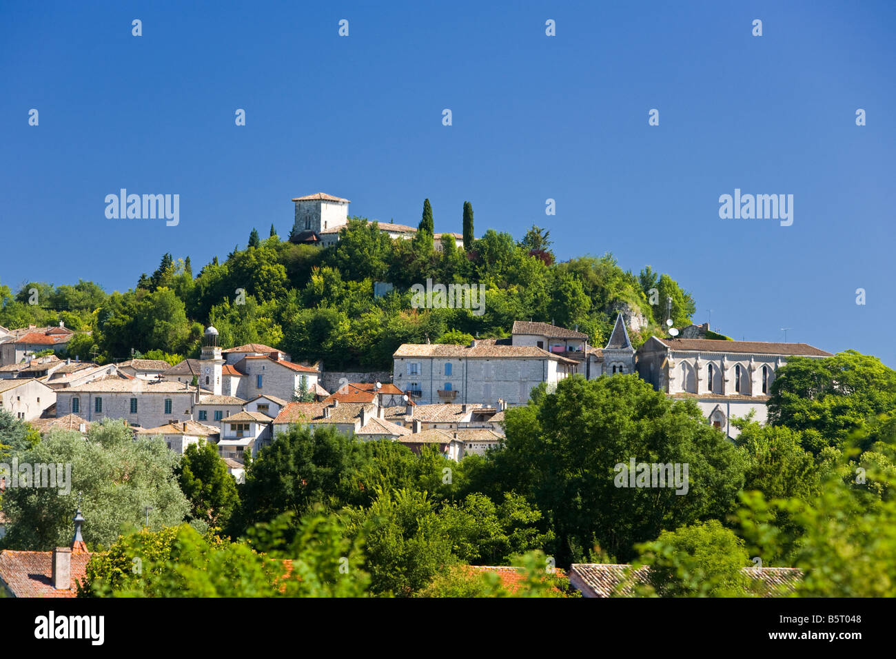 La città medievale di Montaigu de Quercy in Tarn et Garonne, Francia, Europa Foto Stock