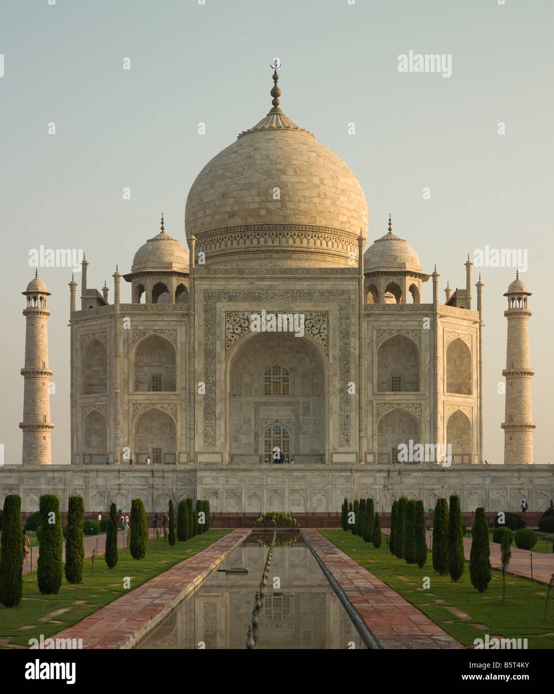 Taj Mahal con riflessioni Foto Stock