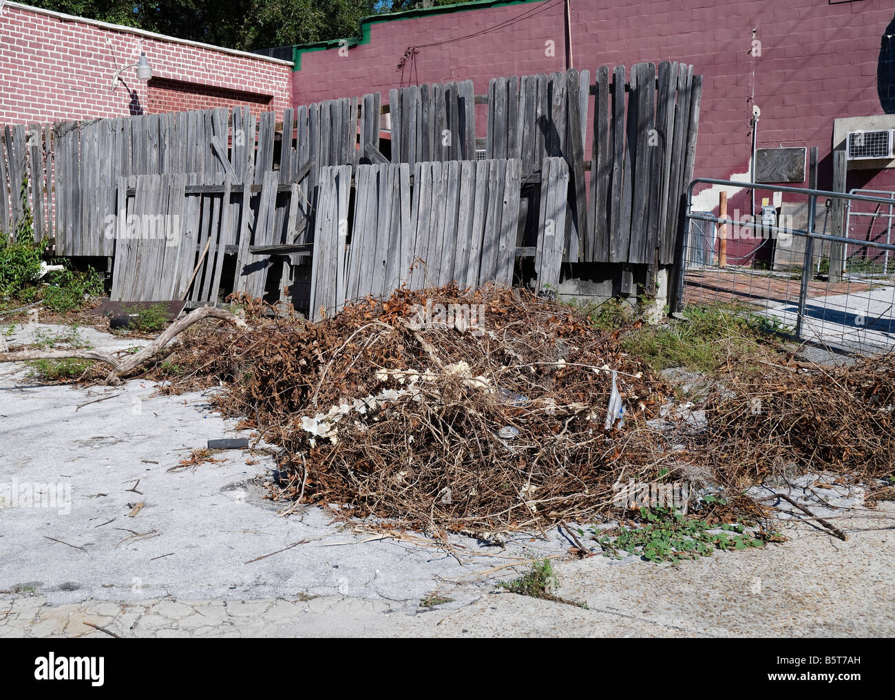 Il degrado urbano e junk Lake City Florida Foto Stock