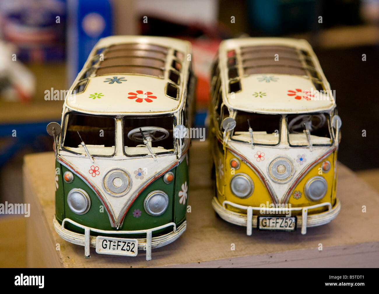 Modello VW Camper Street Market Cambridge Regno Unito Europa Foto Stock