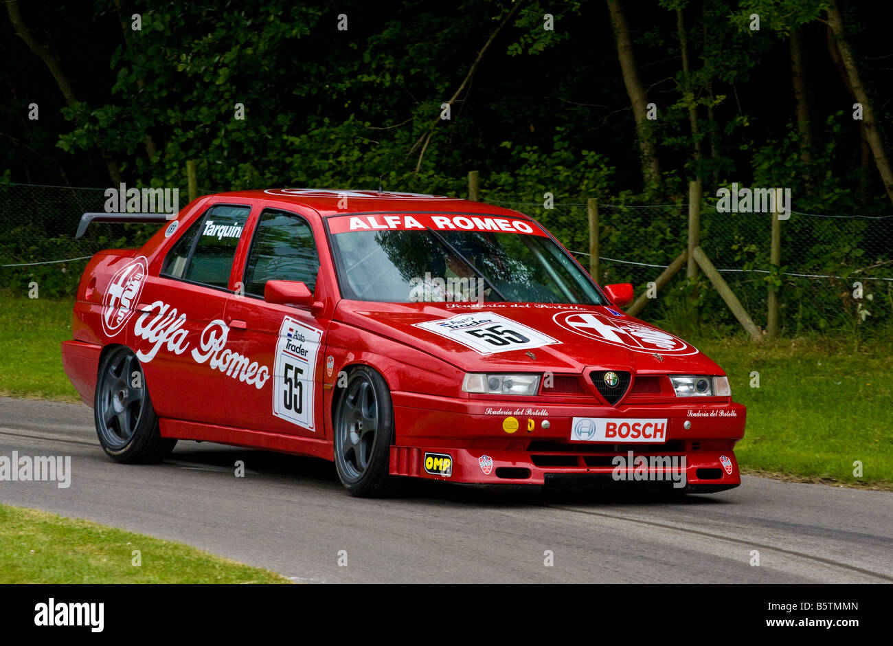 1994 Alfa Romeo 155 TS BTCC contender con autista Marco Cajani del 2008 a Goodwood Festival of Speed, Sussex, Regno Unito. Foto Stock