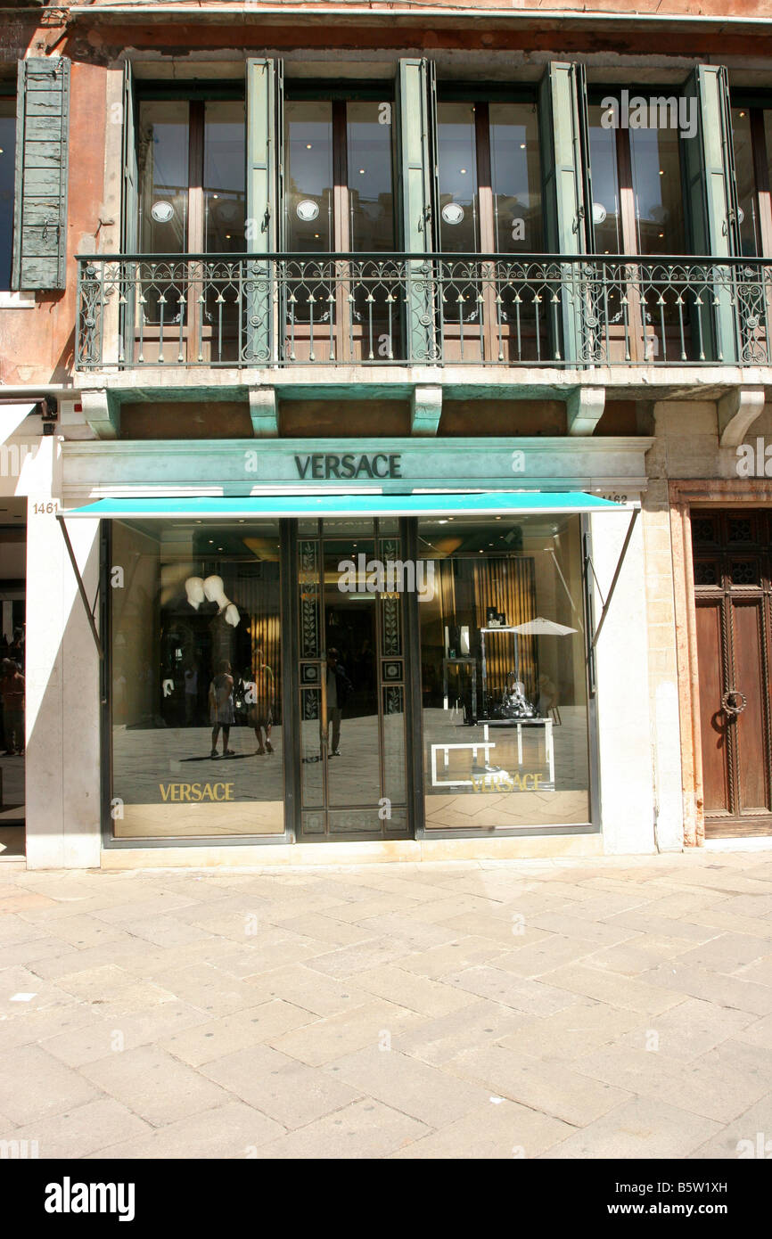 Versace shop Sestiere San Marco Venezia Veneto Italia Foto stock - Alamy