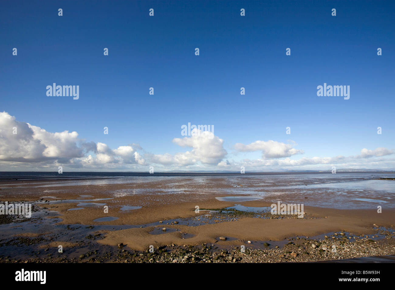 Morecambe Bay a bassa marea da Heysham Village Foto Stock