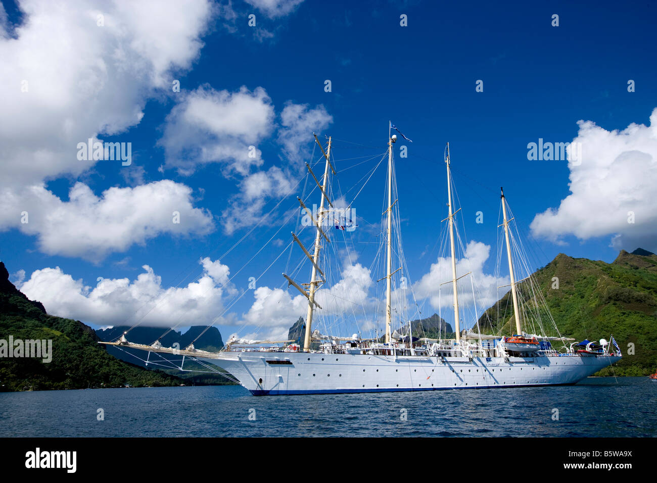 Imbarcazione a vela, Star Flyer, al di ancoraggio Foto Stock