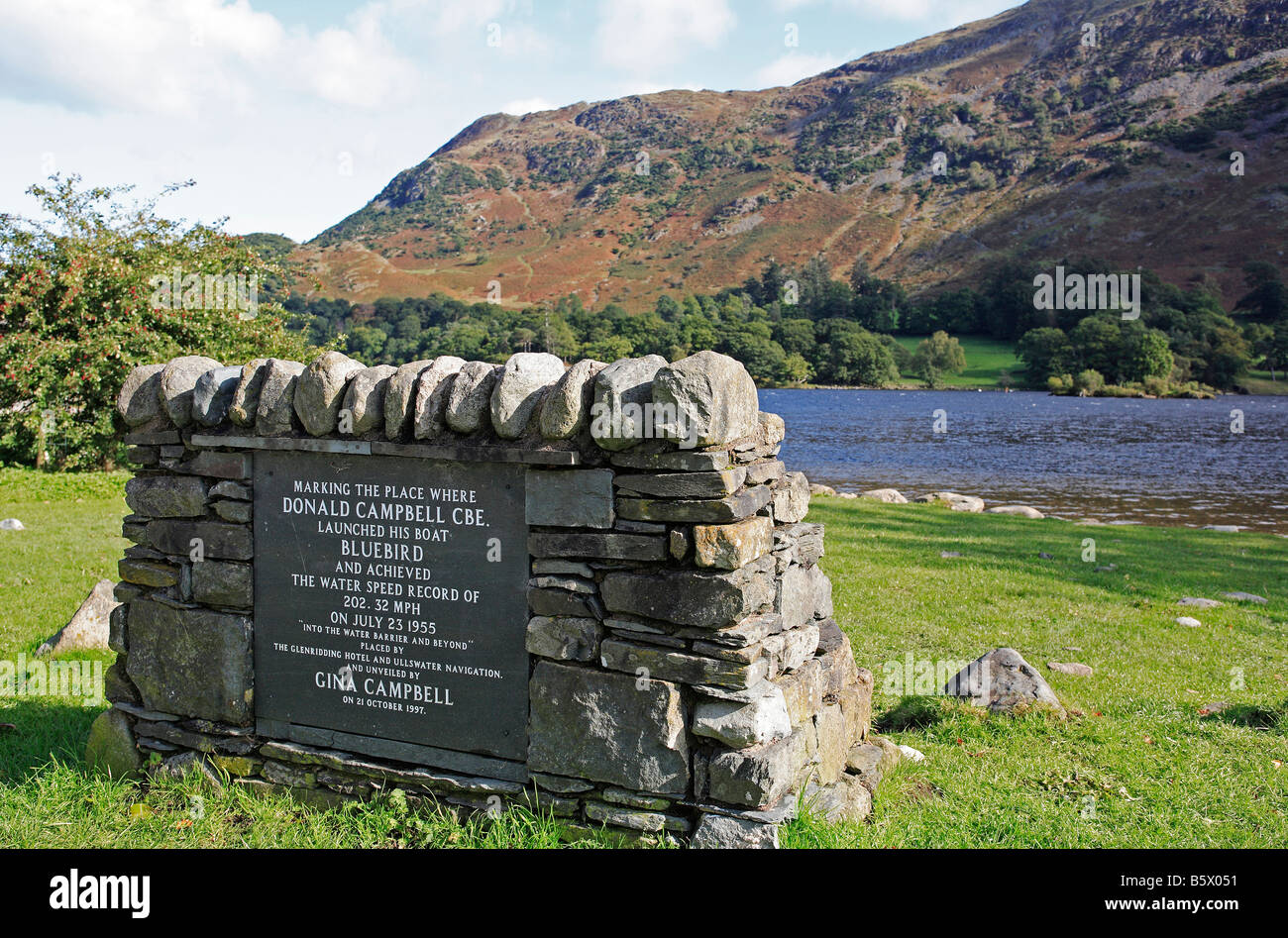 1217 Donald Campbell memorial Ullswater Cumbria Regno Unito Foto Stock