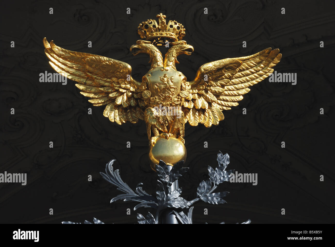 Golden double eagle il simbolo della Federazione russa Foto Stock