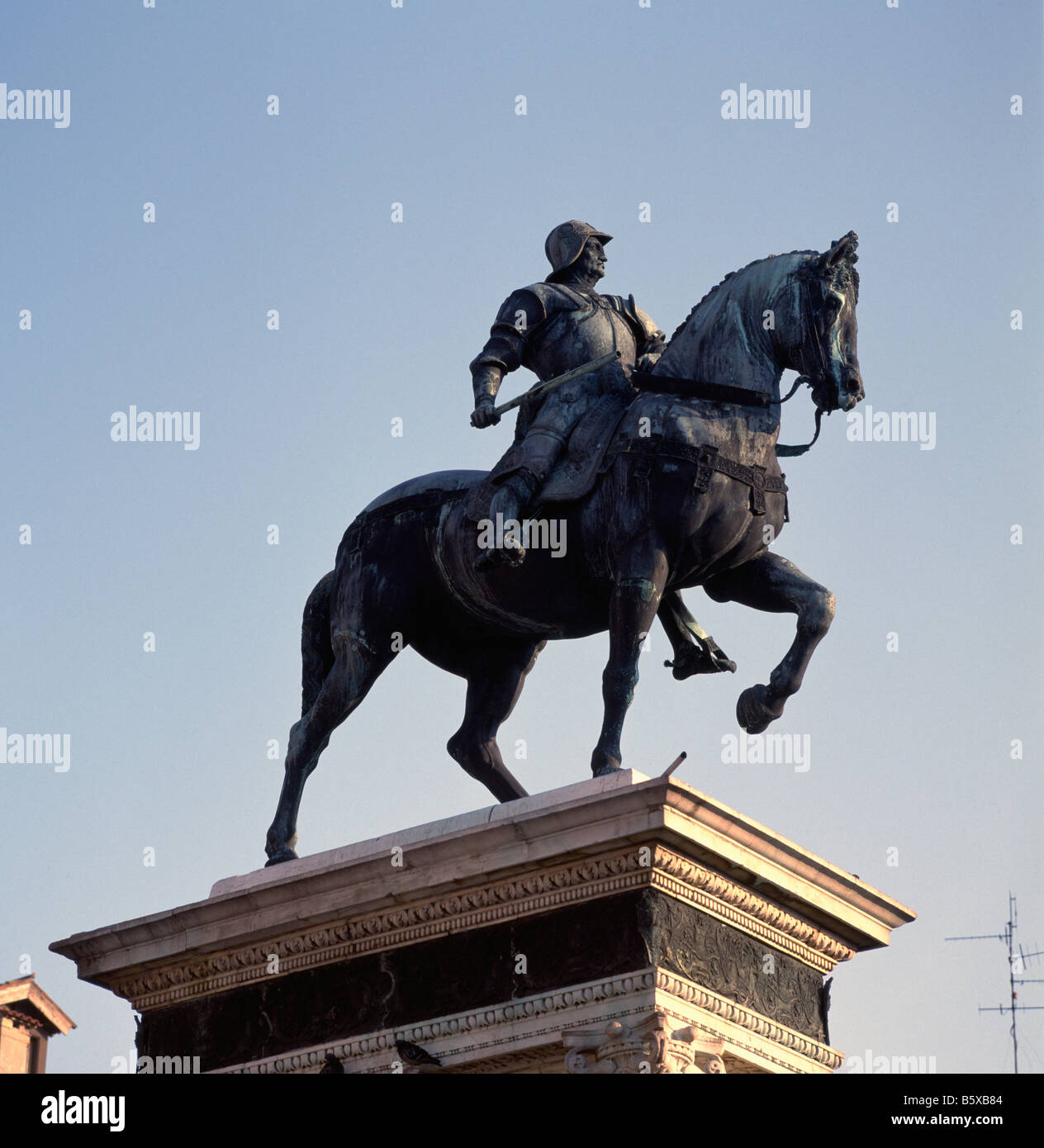 Statua equestre di Bartolomeo Colleoni, dal Verrocchio, a Venezia Foto Stock
