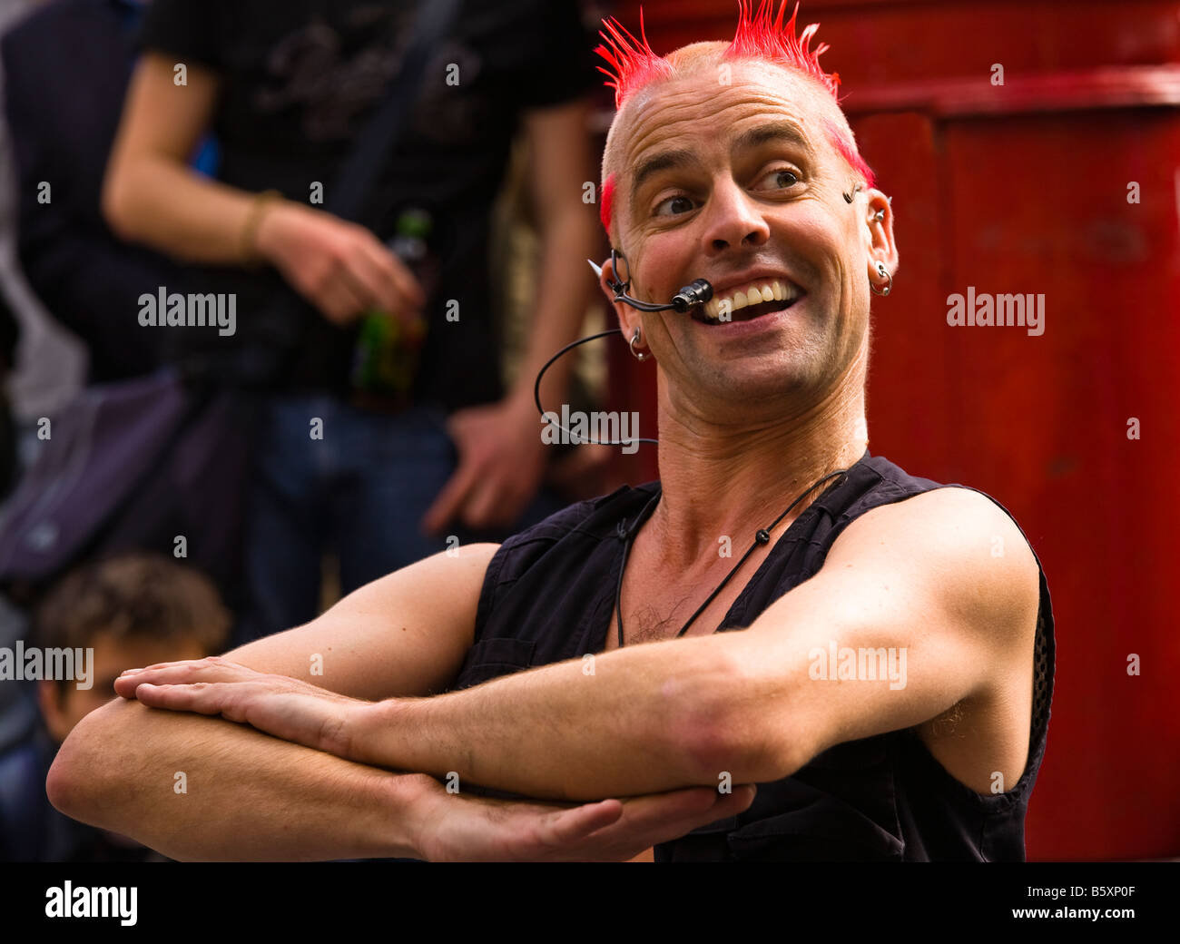 Il possente Gareth Street intrattenitore al Fringe Festival di Edimburgo in Scozia Foto Stock