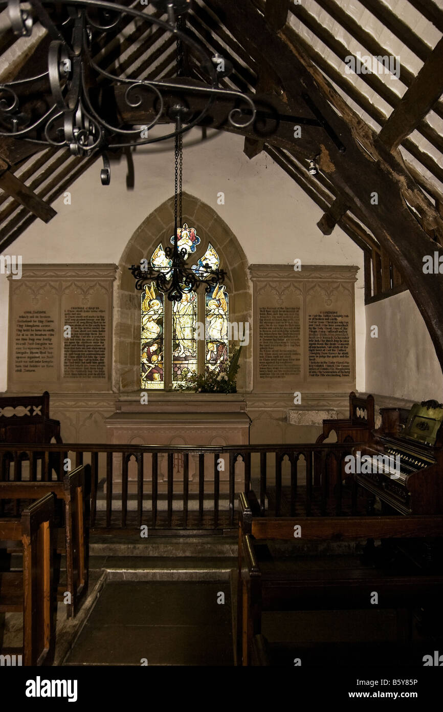 San Tysilio chiesa dell interno, Anglesea, Galles Foto Stock