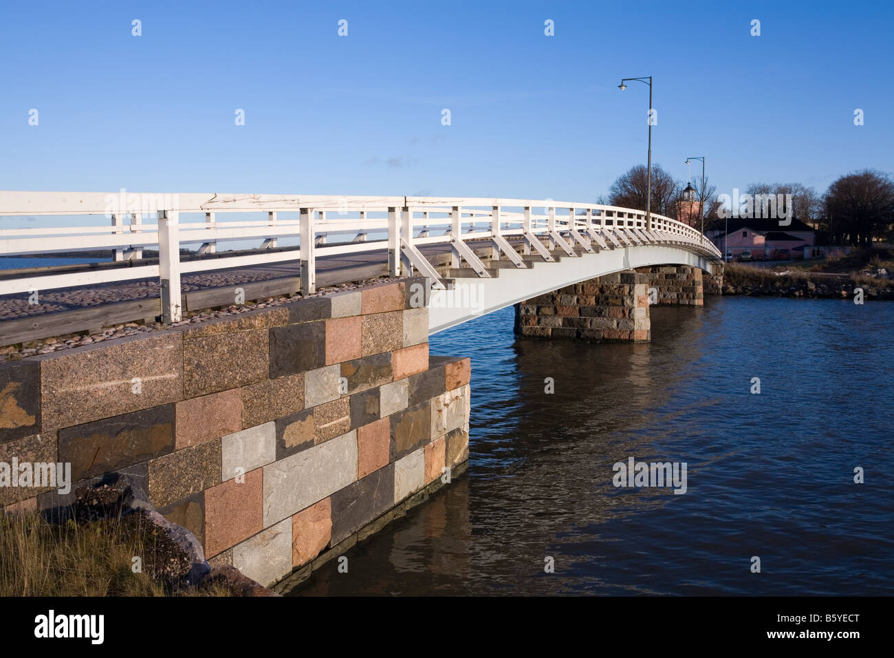 Piccolo ponte in Suomenlinna Helsinki Finlandia Foto Stock