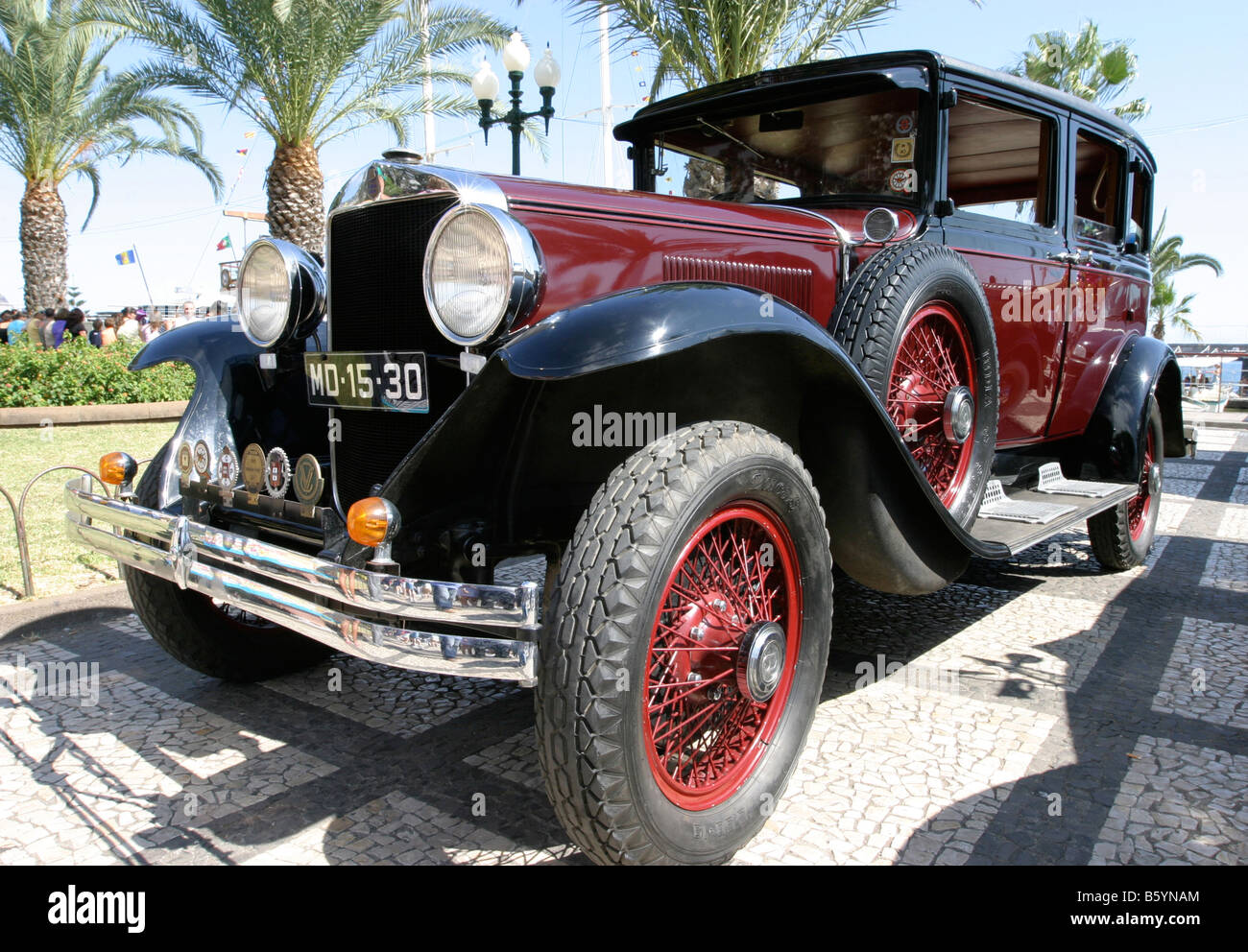 Maroon auto d'Epoca Foto Stock