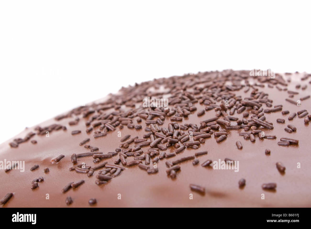 Torta al cioccolato isolato su sfondo bianco Foto Stock