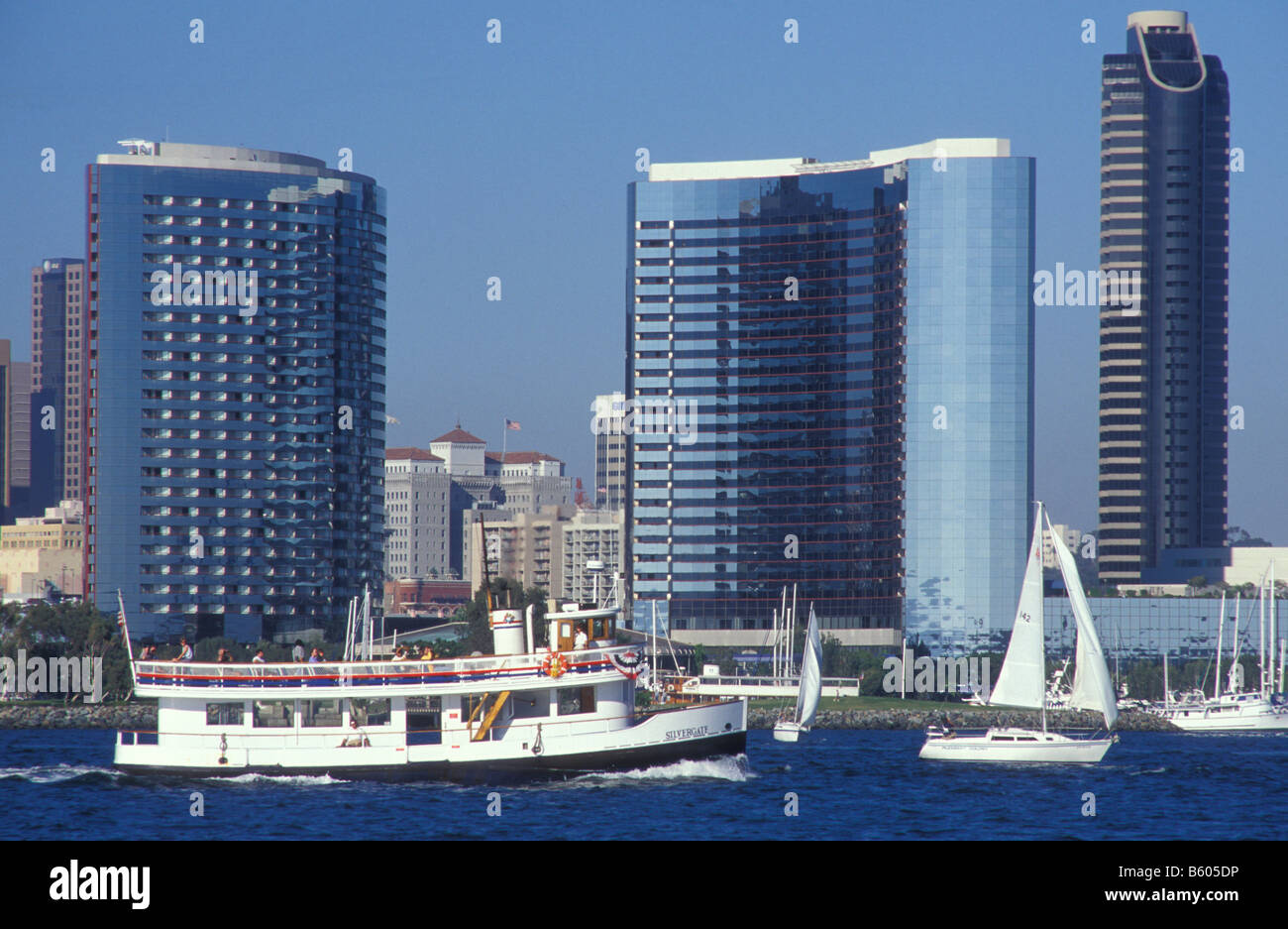 Persone, Escursione nave Silvergate, skyline di San Diego, California, America, STATI UNITI D'AMERICA Foto Stock