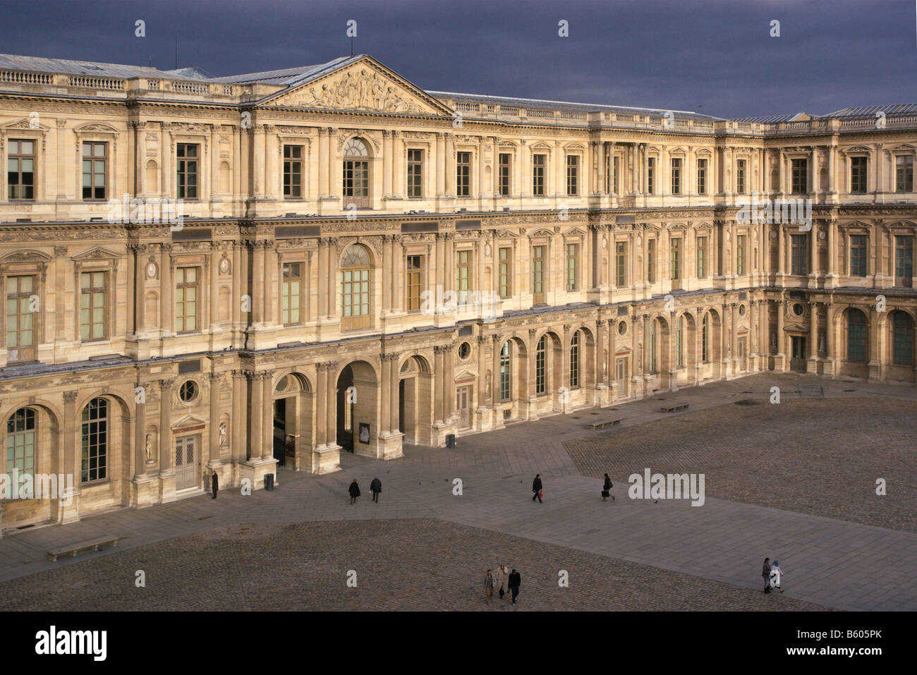 Cour Carree presso il Museo del Louvre Parigi Francia Foto Stock