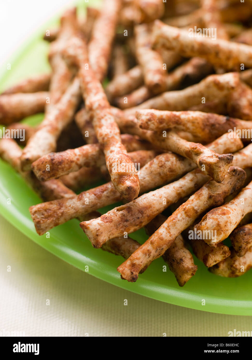 Gustosi spuntini integrale aromatizzato con estratto di lievito Foto Stock
