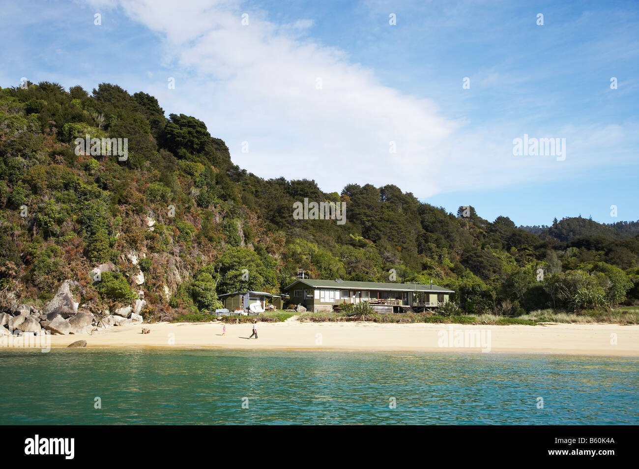 Casa vacanze Baia di confine Parco Nazionale Abel Tasman Nelson regione Isola del Sud della Nuova Zelanda Foto Stock