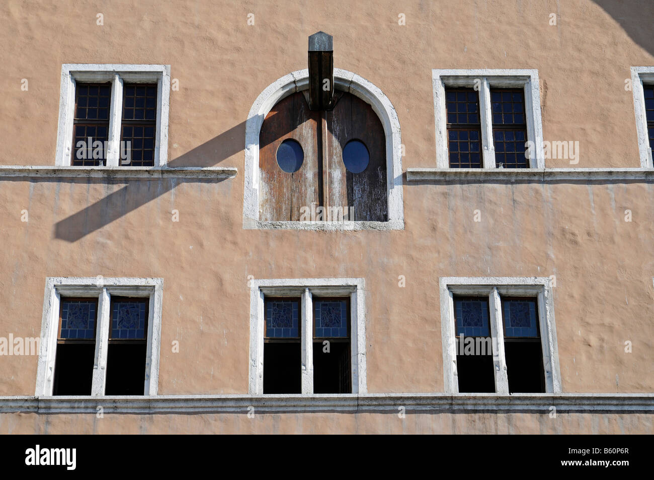 Facciata, Altes Zeughaus, Museo del vecchio arsenale, Solothurn, Svizzera, Europa Foto Stock